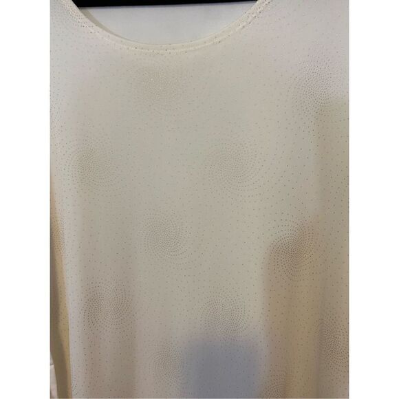 Chico’s Travelers Collection Pullover Blouse  in Cream with Gold accents Size 3 - Picture 7 of 7